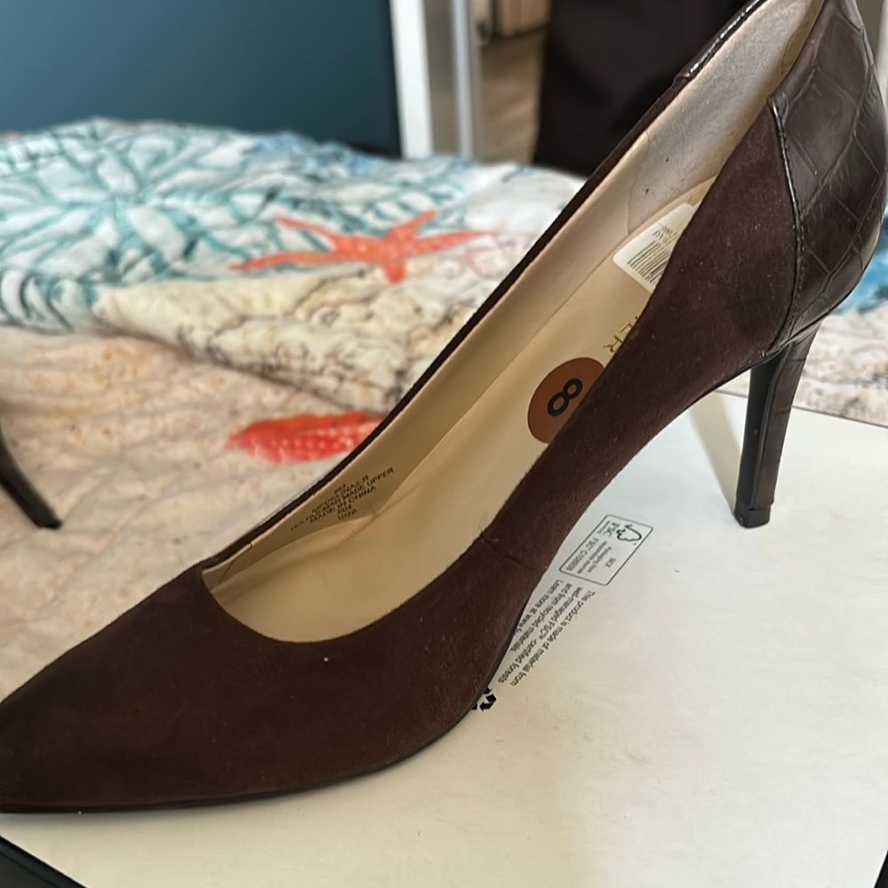 Nine West Heels 3” Heel size 8